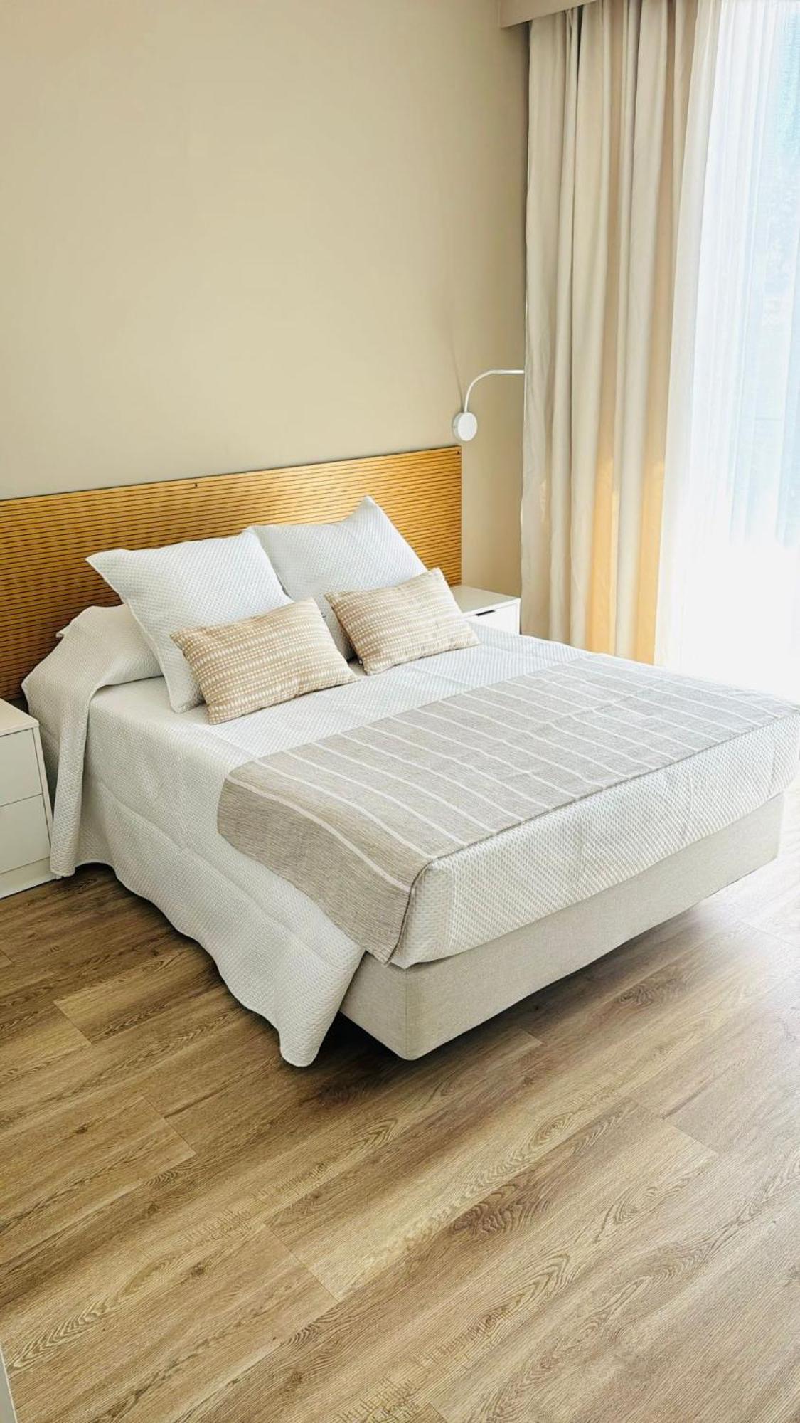 Double or Twin Room Sea View