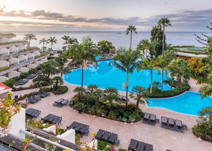 Zentrales Hotel: Pestana Madeira Beach Club